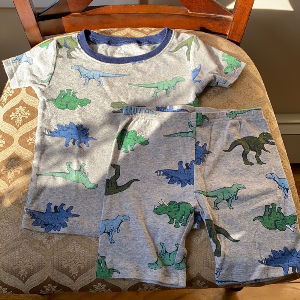 Carter’s 5T P.J. Set